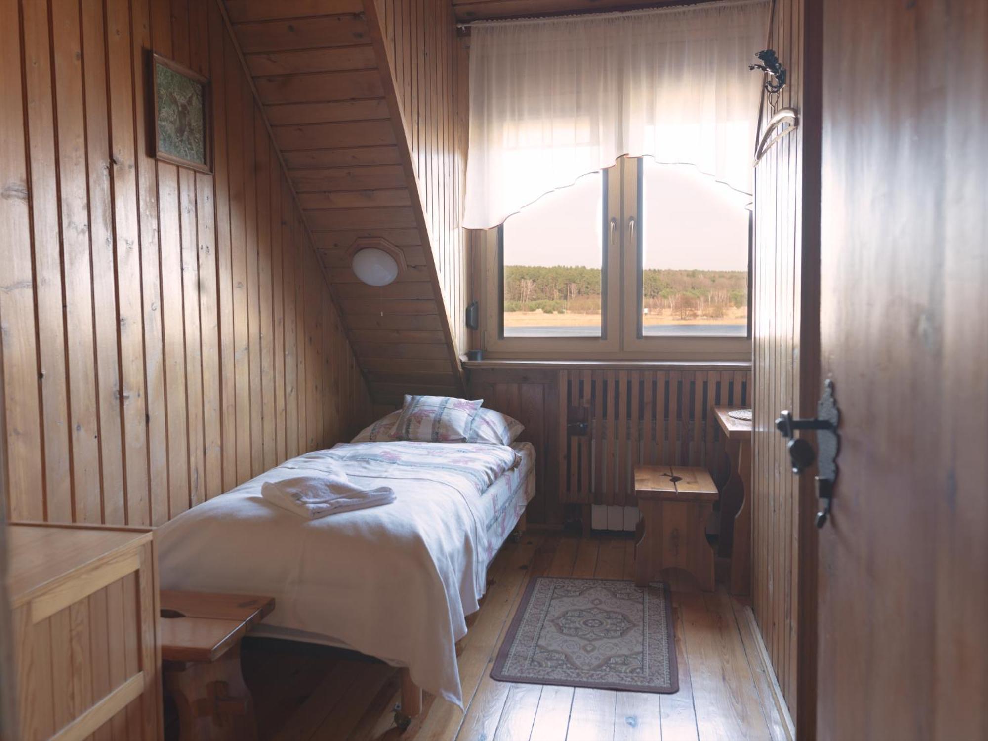 Hotel Wyrwidab Chodzież Oda fotoğraf