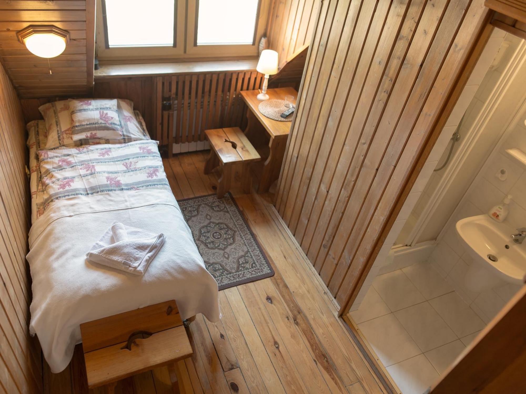 Hotel Wyrwidab Chodzież Oda fotoğraf